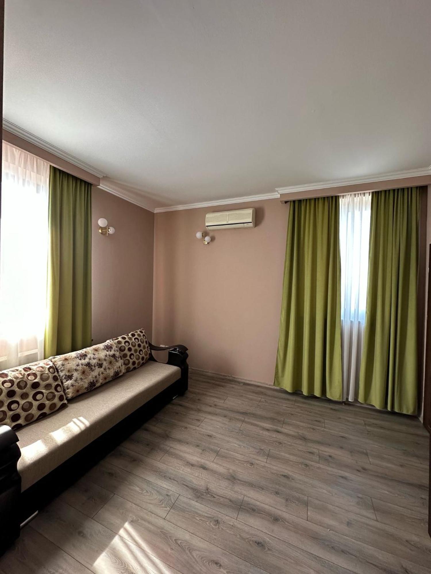 Coliseum Hotel Calafat Exterior photo